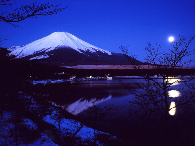 富士山（山中湖畔）